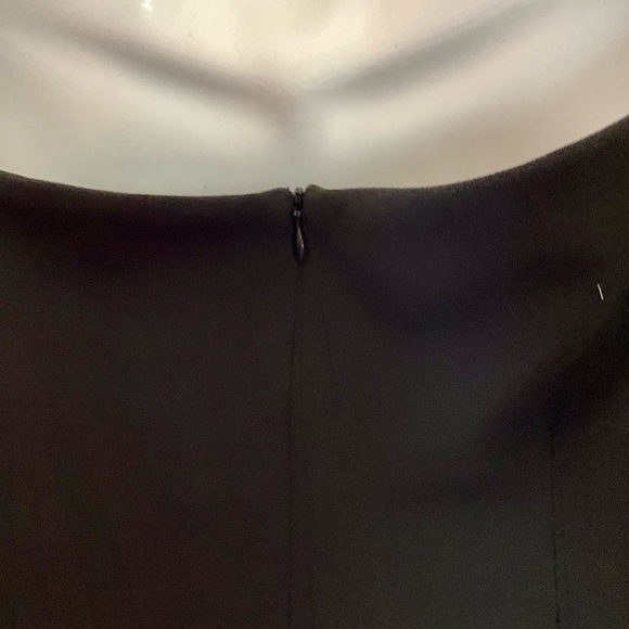 Gorgeous Lulu’s black, mini dress off shoulder long sleeve, dress, size medium - Picture 4 of 6